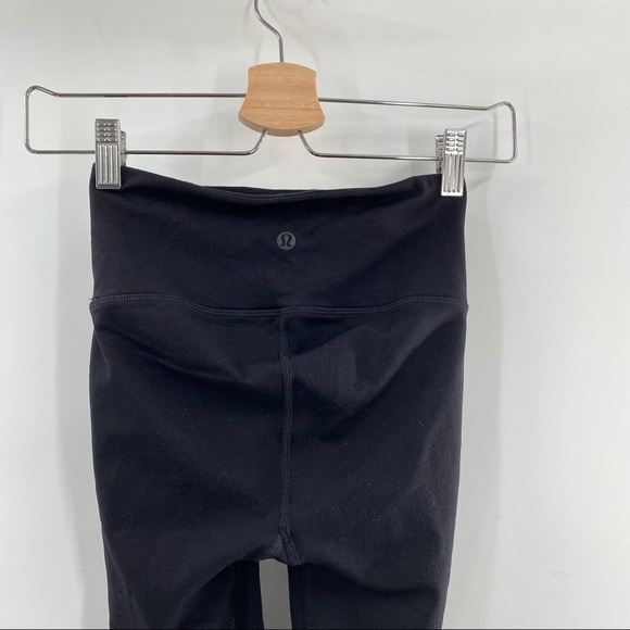 LULULEMON reveal crop interconnect 18” black - Picture 9 of 10